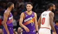 サンズのデビン・ブッカーがNBA史上8度目の快挙…31分以下の出場で50得点超え
