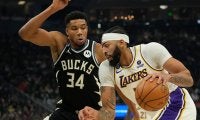 デイビスが44得点10リバウンドと圧巻のスタッツ…レイカーズがバックスとの大接戦を制す