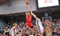 第1Qの16点ビハインドをひっくり返した千葉ジェッツが5連勝…富樫勇樹が個人通算6000得点を達成