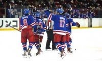 [アイスホッケー] 全日本ベスト４へ「一生懸命に食らいついていきたい」