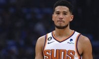 今季自己最高の平均28.0得点を誇るデビン・ブッカーがクリスマスゲームで復帰か
