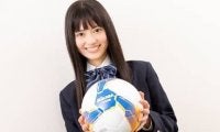 高校サッカー選手権応援マネージャーの凛美が全国大会への思いを語る。「家族、コーチ、負けたチーム…。いろんな人が関わって選手たちの力になっている」