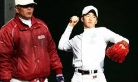 斎藤佑樹、波乱だった大学野球のスタート。沖縄のキャンプでは監督から「オレが想像している斎藤はこんなピッチングじゃない」