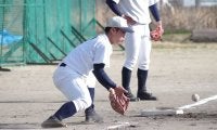 なぜ野球の練習で「足袋型シューズ」履く？　甲子園常連校が冬トレで実感する“効果”