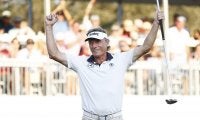 64歳ランガー「与えられた才能で懸命に戦う」 米シニア最年長優勝記録を更新