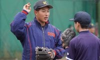 【高校野球】清原氏次男の“土下座”に場内爆笑　名コーチぶりも発揮…自然と宿る父譲りのスター性