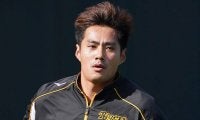現役続行へ崖っぷち…去就未定の元助っ人、左肩手術から回復「ついにキャッチボール」