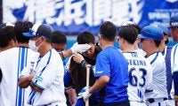 DeNA紅白戦で騒然…森が頭部死球でうずくまる　マウンドの左腕坂本は動揺の表情