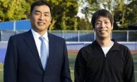大学球界屈指の名コーチになった元中日・辻孟彦が師匠・山本昌と語り合う投手指導論。「違和感を感じられることが大事」