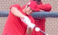 【MLB】腕を組んだだけなのに…衝撃の“太さ”　今年も巨大化、大谷翔平は「まだまだ成長期」