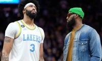 レイカーズの未来に暗雲…レブロンが相棒のデイビスとヘッドコーチに不満を抱いている？