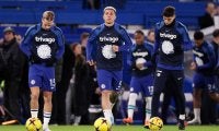 主将しか声は出さずダラダラ歩く選手も…500億円超補強も10戦1勝の泥沼にはまるチェルシーの選手入場が話題「空気おも」「そら勝てん」