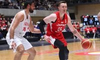 日本、格上イランに快勝で予選6勝目…ホーキンソン＆“現役大学生”金近廉が鮮烈デビュー