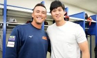 【WBC】大谷翔平、ヌートバーが侍ジャパン合流　佐々木朗希の“たっちゃんTシャツ”に満面の笑み「よろしくお願いします」