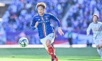 「一発レッド退場」横浜FM永戸勝也「J公式」が試合前日に投稿していた35万回表示「なぜそこにサイドバック」動画