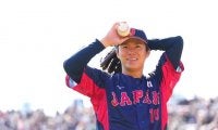 山本由伸の知られざる少年時代。背番号4の小柄な「どこにでもいる、普通の野球少年」が、球界のエースになるまで