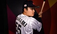 「日本の４番」村上宗隆が待望のＷＢＣ初ヒット！一塁上では“ペッパーミル”で喜びを表現