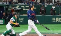 【WBC】「米国では見られない光景」大谷翔平の“第1号”ボール、ファン同士で共有する日本人に米アナリストが関心