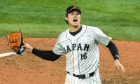 大谷翔平が“投げた帽子”が米野球殿堂博物館へ寄贈　侍ナインの道具やユニホームも