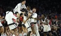 白熱のファイナル4…サンディエゴ州立大とコネチカット大がNCAAトーナメント決勝へ