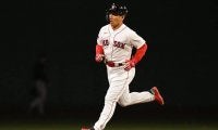 【MLB】超巨大フェンス越え「左打者そういない」　吉田正尚の豪快1号に米仰天「逆方向に楽々」