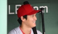 【MLB】敵地でも大谷翔平への「愛は異常だ！」　出待ち殺到に米メディア衝撃「ロックスター」