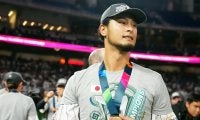 かつての女房役、鶴岡慎也氏が明かすWBCを通じたダルビッシュの苦悩「実戦で投げられなかったのが…」
