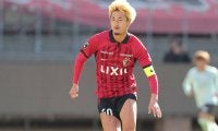 「何回でも見られる」「カッコ良すぎて震えた」鹿島FW鈴木優磨が最悪のピッチコンディションで見せたスーパードリブル！ かつてのピクシーを再現「鹿島の妖精」「最高すぎる」