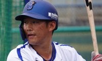 DeNA京田陽太が負傷交代　ヘッスラで本塁突入時に中村と交錯…苦悶の表情でベンチへ