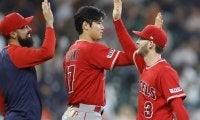 接戦制したエンゼルスをMLB公式が称賛！アストロズ戦勝利は「キャニングの力強い投球とオオタニのクラッチヒットのおかげ」