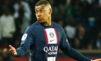 パリSGの来日ツアーは不参加も!? エムバペの動向に仏敏腕代理人は母親を痛烈批判「彼は明らかに満足していない」