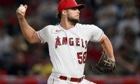 【MLB】エ軍、22歳メデロスが“わずか半日”でマイナー　荷物を持ってロッカー外へ