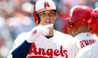 【MLB】大谷翔平、打者も途中交代　「腕の疲労」で2回途中降板→3回に代打送られる、本拠地騒然