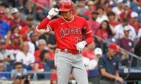 【MLB】大谷翔平がまるで「映画スター」　何気ない“所作”にうっとり「指の先まで美しい」