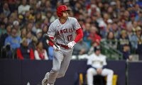 【MLB】大谷翔平、ボテボテも“俊足”で送球エラー誘発しランナー生還　自身はすかさず二塁へ