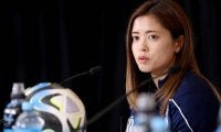 長谷川唯の背後にルベン・ディアス！PFA受賞式での男女シティ選手集合写真が反響「このオーラ」「この面子に唯ちゃんいるのすごい」