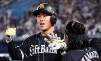 鷹が単独2位浮上…42歳和田が気迫の7勝目　ロッテは楽天にも抜かれて4位転落