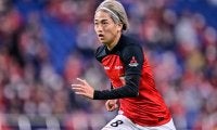 「何とか逆転してくれ！」浦和MF小泉佳穂がベンチから祈っていたチームの勝利。「プロフェッショナル」として、次戦に向けた心構え明かす