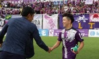 藤枝が清水に歴史的初勝利！ 甲府は水戸に逆転勝利でACL初白星へ弾み、最下位大宮は後半ATにドラマ【明治安田J2第37節】