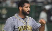阪神ではわずか4勝も…“年俸半減”から大復活　韓国に出戻りで輝き取り戻した右腕