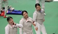 女子フルーレ「びっくり」準優勝　男子フルーレは初戦敗退…インカレでの雪辱誓う