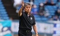 9月の優秀監督が決定！ J1福岡の長谷部茂利監督は今季2度目の受賞「選手たちの日頃の頑張りが勝利という形に」