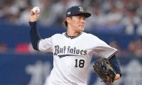 投手四冠・山本由伸のKO劇の最大の理由はカーブ なぜ伝家の宝刀は封じられたのか