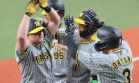 待ちに待った栄光の時！阪神がオリックスとの関西対決を制して38年ぶりの日本一