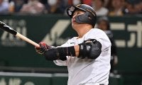 まもなく争奪戦にゴング　巨人を自由契約となった中田翔が求められる「3つの理由」