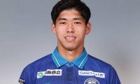 J2昇格の鹿児島、24歳MF渡邉英祐と契約更新！　「残留ではなくJ1昇格を目指して闘います」