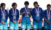 インカレ初優勝の山梨学院大学、MVP受賞のMF嶋田華が芸術的FKを回想「夢で見たなと思って蹴ったら…」