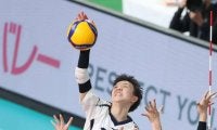 春高バレー　就実２年ぶり頂点へあと１勝！２年生のダブルエース・福村心優美&押川優衣ともに２０得点