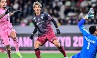【J1王者・ヴィッセル神戸の24年シーズンの進化と課題(1)】吉田麻也との自主トレ効果もあってすでに絶好調のFW大迫勇也。さらなる進化も見せるからこその期待と不安