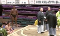 お願いです、相撲の神様！ 物言い協議中に序二段力士が珍しい仕草「こんなの見たことない」「わかりやすい」ファンほっこり